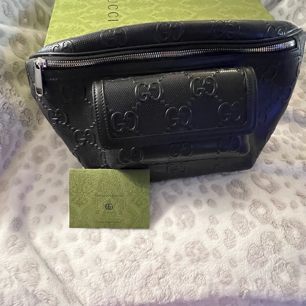 Gucci Black Embossed Men’s Belt Bag